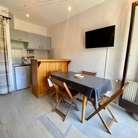21m², 5 Pers - Pres Commerces - Fr-1-758-28 *